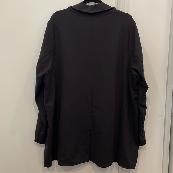 Athleta Black Eastbound Boyfriend Blazer - Picture 8 of 8